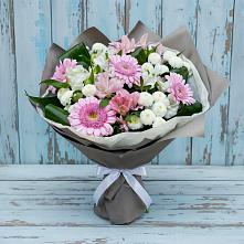 Букет цветов из:  Герберы, Альстромерии и Хризантемы в Новой Ольховке