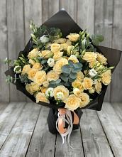 Букет цветов из:  Розы и Лизиантусы #REPLACE_PRED# Новой Ольховке