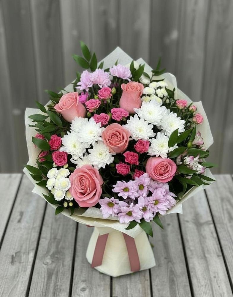 Букет цветов из: Альстромерии, Гвоздики, Розы и Хризантемы в Новой Ольховке