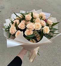 Букет Кремовые розы Латте в Новой Ольховке