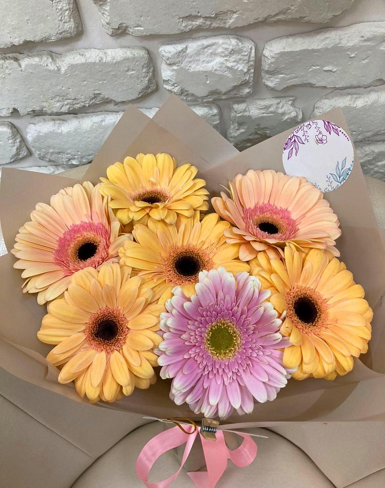 Букет цветов из: Герберы в Новой Ольховке