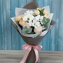 Букет цветов из:  Хризантемы и Розы в Новой Ольховке