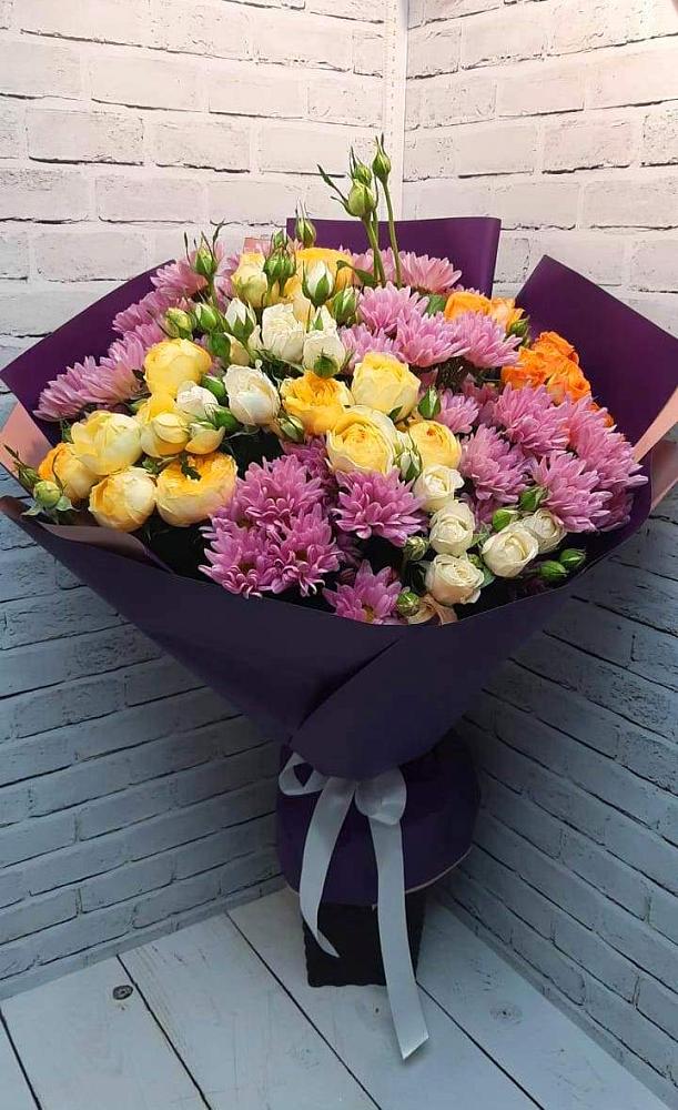 Букет цветов из: Хризантемы и Розы в Новой Ольховке