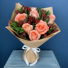 Букет цветов из:  Розы и Альстромерии в Новой Ольховке