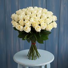 Букет 51 Белая роза Эдлесс Лав в Новой Ольховке