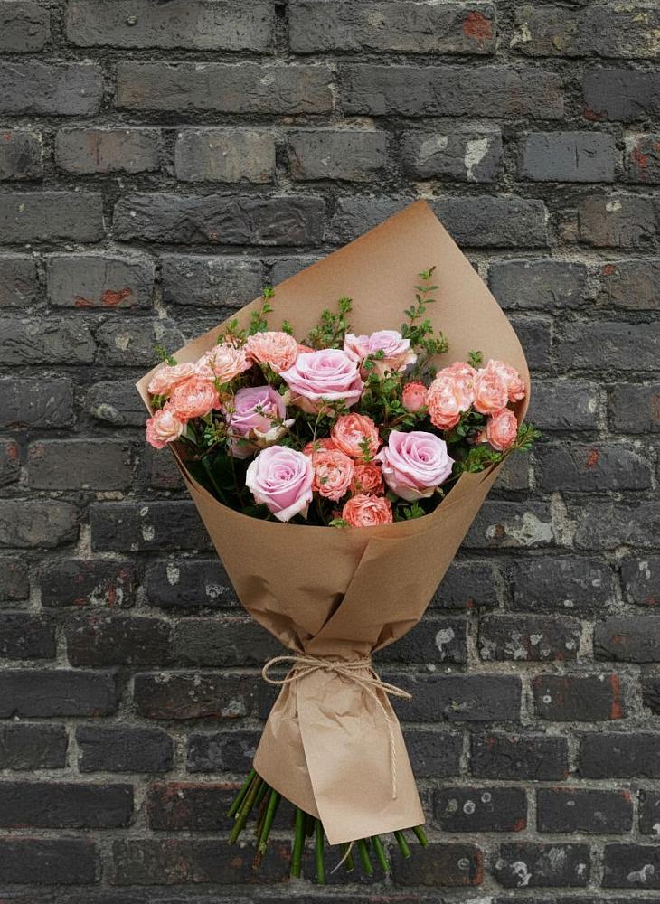 Букет цветов из: Розы в Новой Ольховке